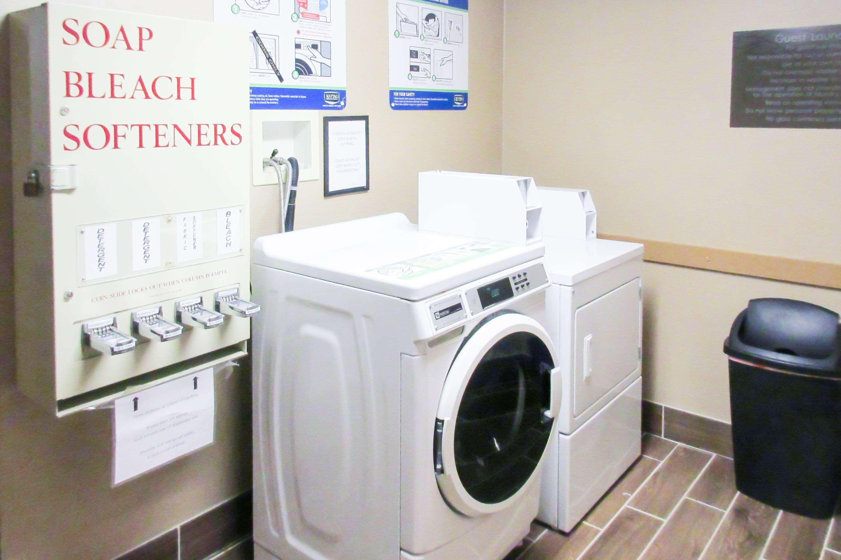 Comfort Inn & Suites Wilkes Barre - Arena Ngoại thất bức ảnh