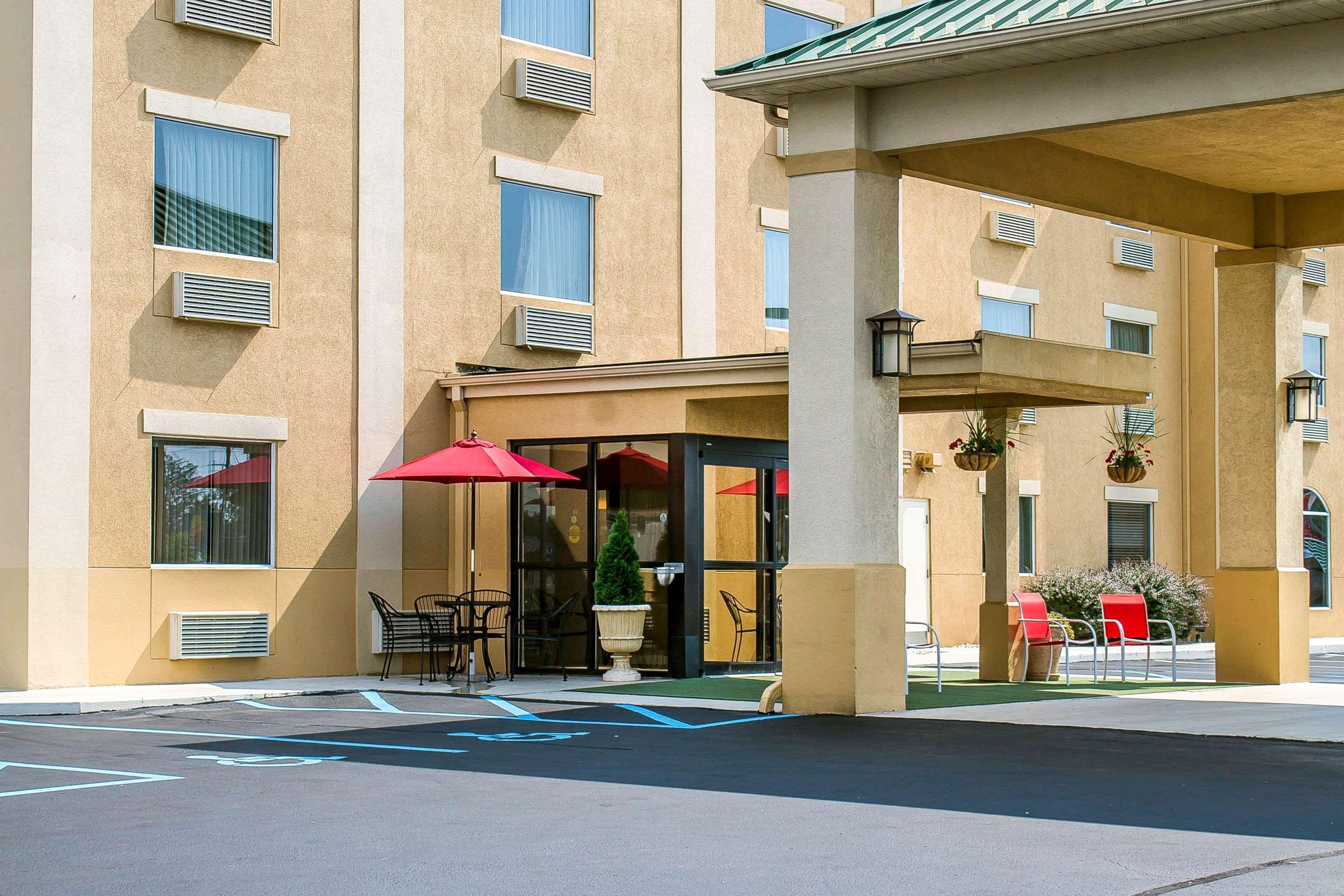 Comfort Inn & Suites Wilkes Barre - Arena Ngoại thất bức ảnh