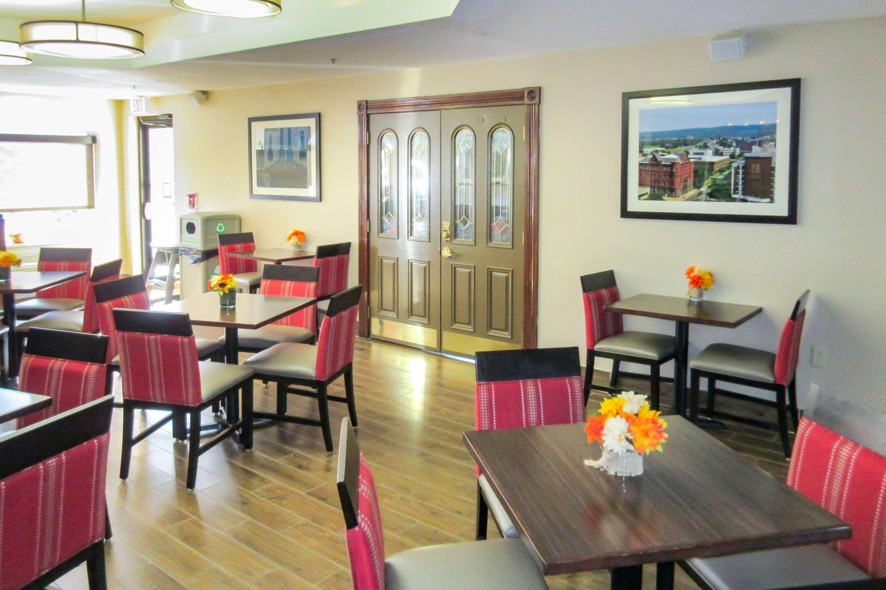 Comfort Inn & Suites Wilkes Barre - Arena Ngoại thất bức ảnh
