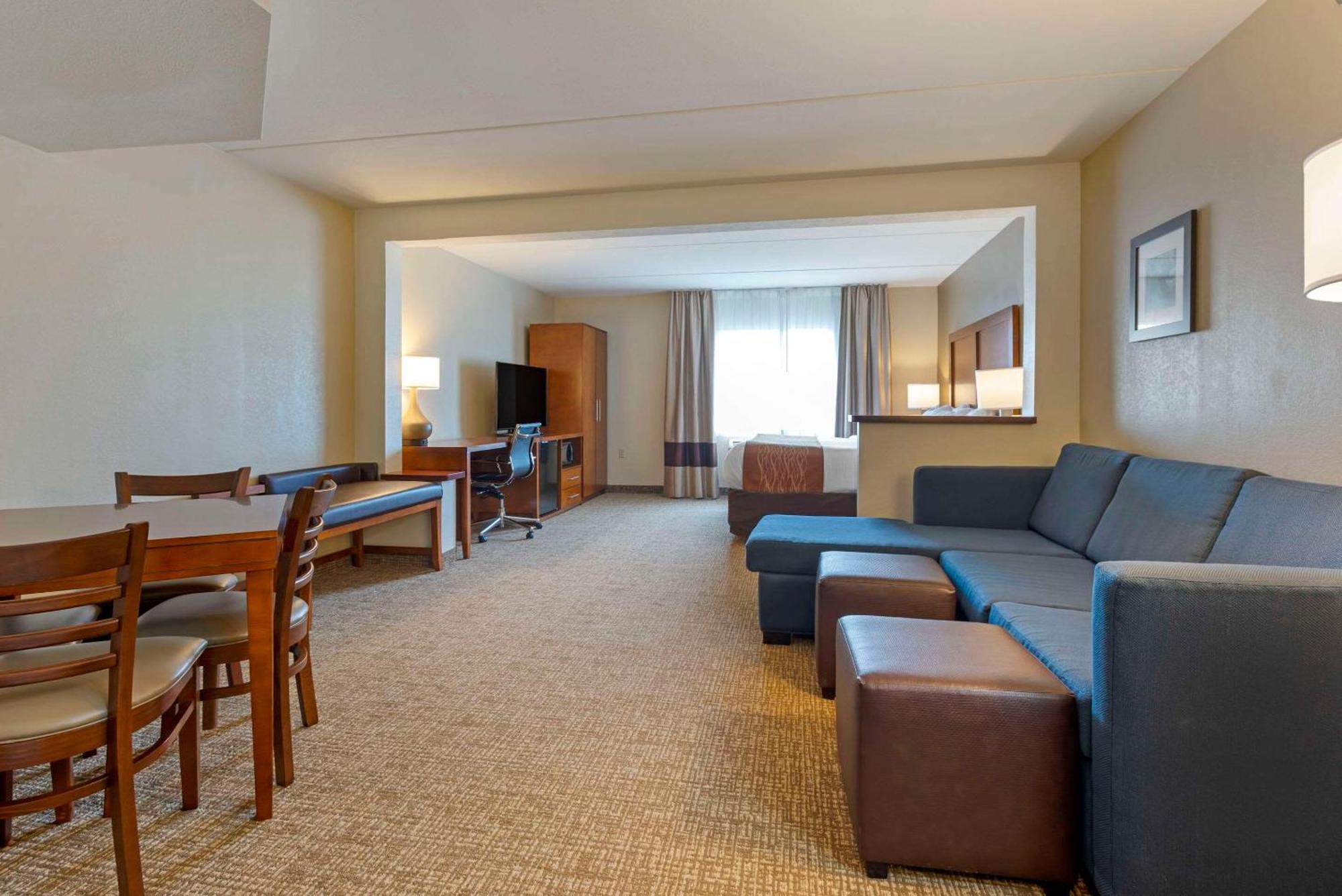 Comfort Inn & Suites Wilkes Barre - Arena Ngoại thất bức ảnh